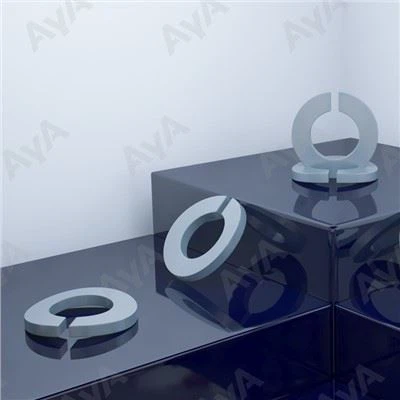 Raxasal fële yu ndaw